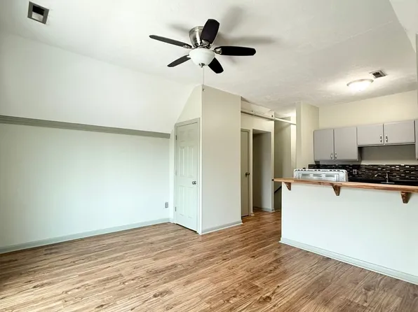 1145 Park Ave, 1145 Park Ave APT 2, Omaha, NE 68105