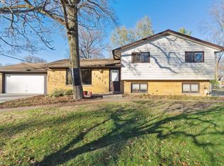 11011 Shady Woods Ct, Shelby Township, MI