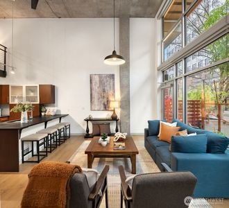 401 9th Avenue N #102, Seattle, WA, 98109