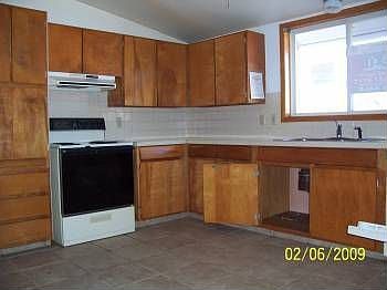 2nd image of 2442 Meadowbrook Dr