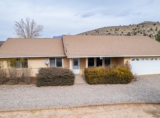 1290 W Diamond Valley Dr, Saint George, UT 84770