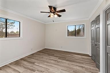 4th image of 1725 Whispering Woods Dr