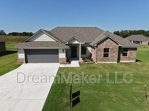 138 Trimble Dr Photo 1