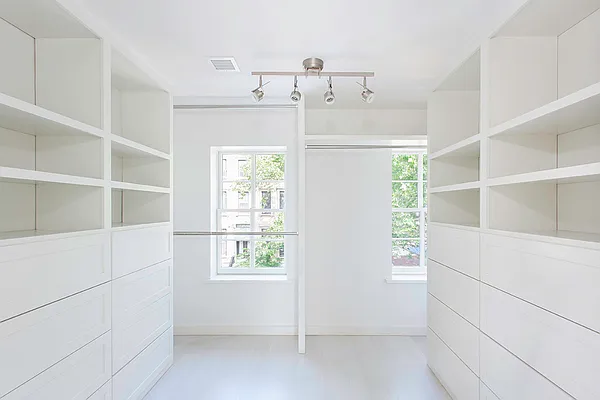 Sold by Owner | media 7