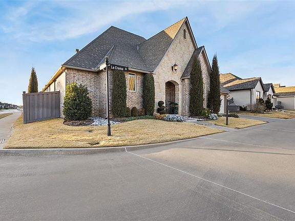 2nd image of 16401 La Crema Dr