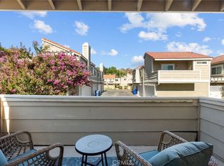 31321 The Old Rd UNIT G, Castaic, CA 91384