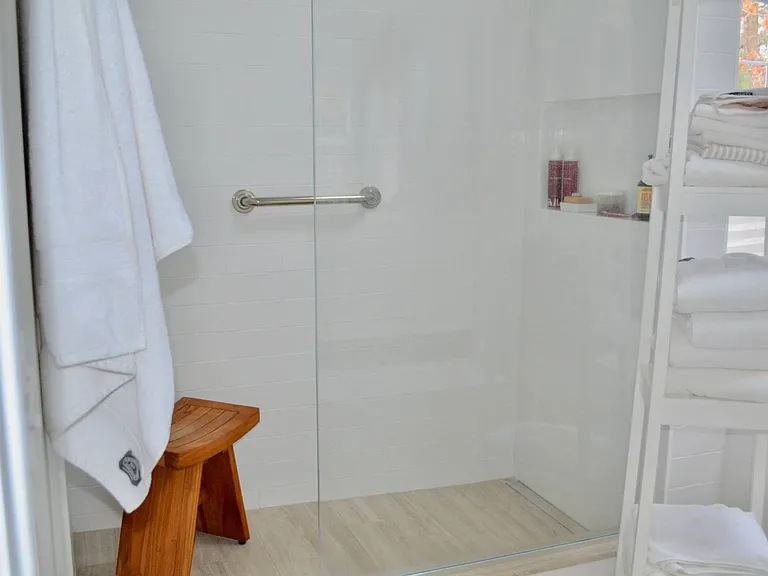 Briarcroft Dr — Photo 22