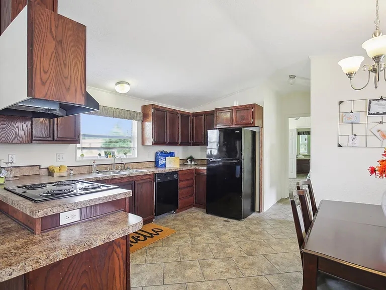 Valley Ridge — Photo 27