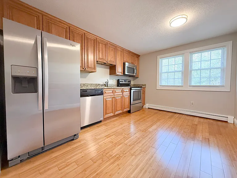 31 Stonehenge Rd #1 — Photo 7