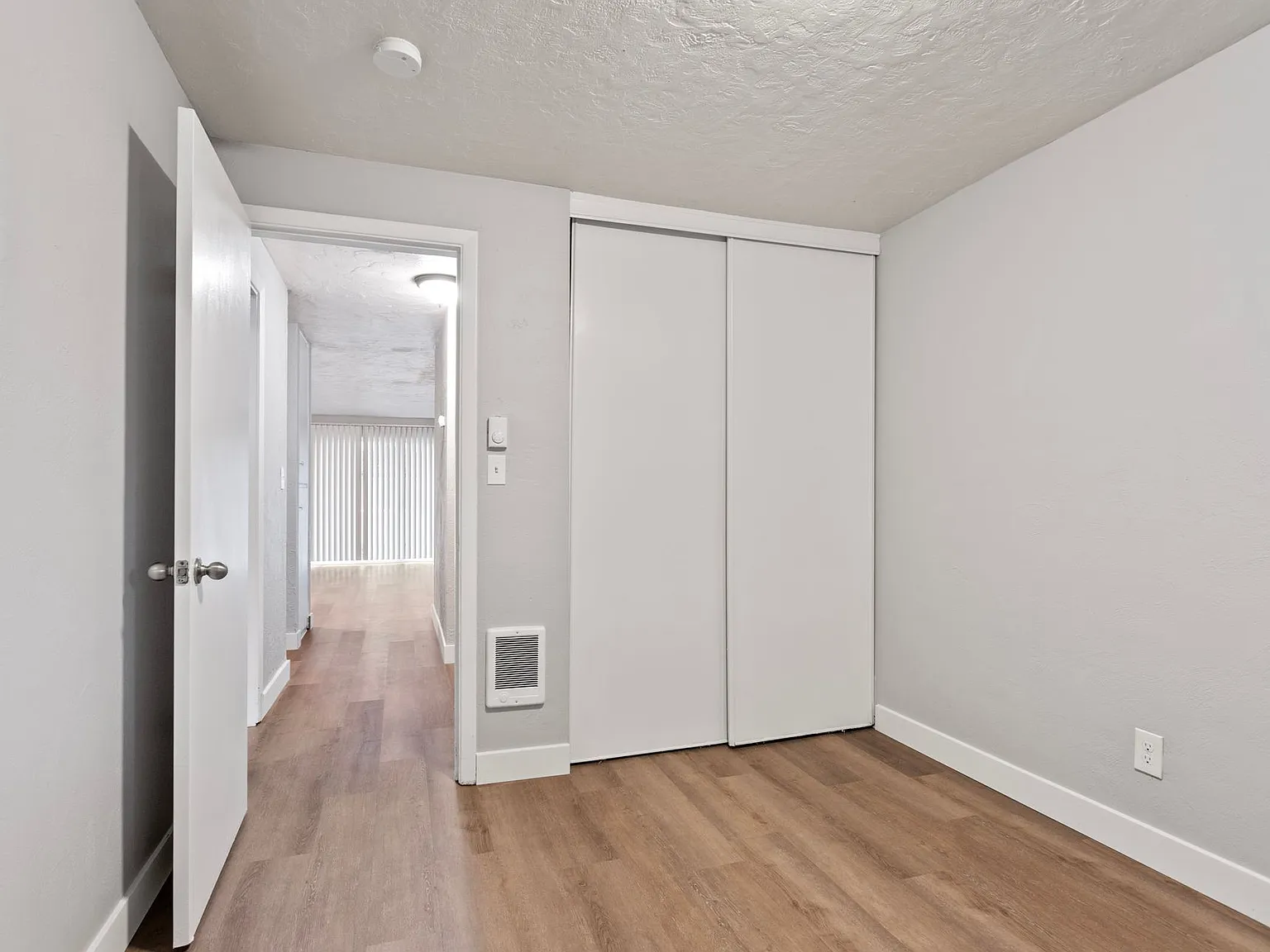 The Highlander Apartments — Photo 3