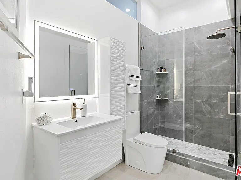 6463 Zuma View Pl #167 — Photo 34