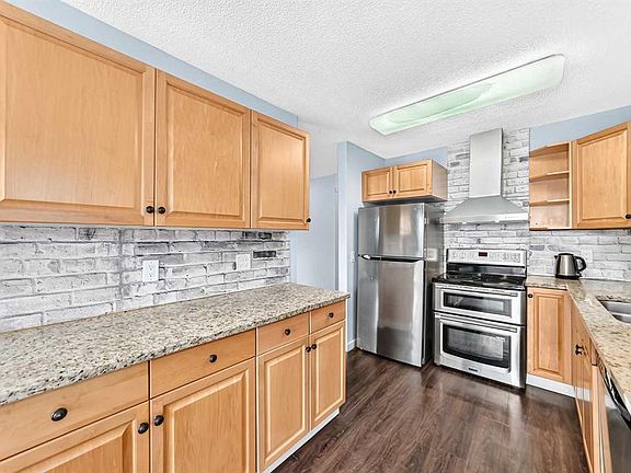 4th image of 500 W Allen St SE #515