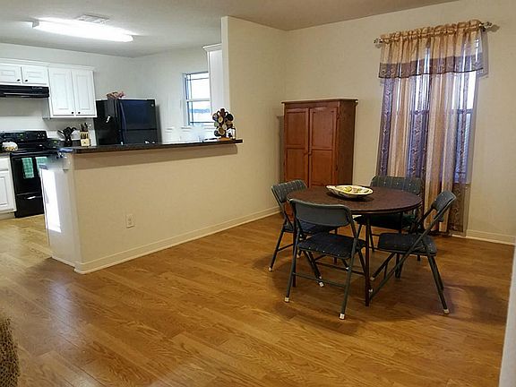 4th image of 7007 Rosebud Hollow Ln