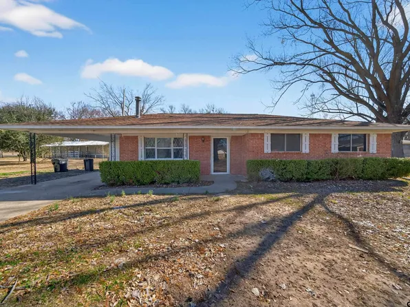 620 N Ravine St, Emory, TX 75440