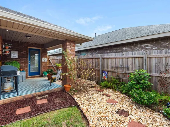 4423 Fiske St, Pace, FL 32571