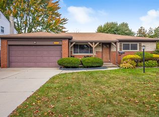 2463 Matilda Ct, Warren, MI 48092