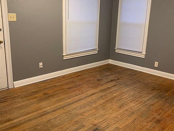 3rd image of 1525 Keeler Ave