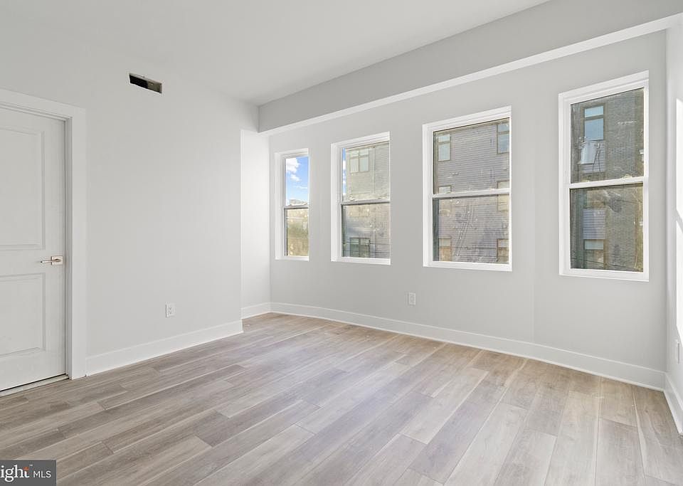 1st image of 3938 Haverford Ave #C