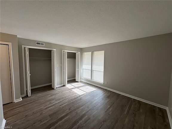 3rd image of 126 Turnwood Ln