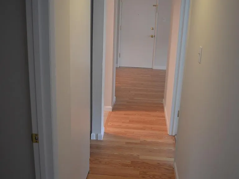 629 Broadmoor Dr #G — Photo 4