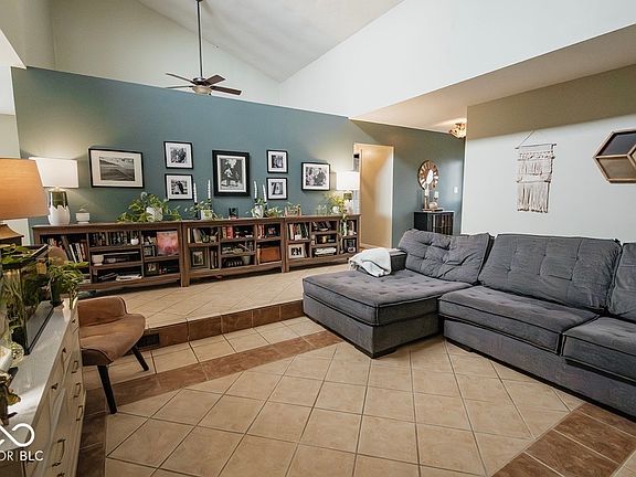 3rd image of 1010 Rocky Ford Rd