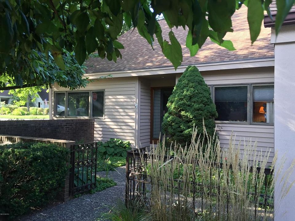 1st image of 6559 Glaston Ct SE