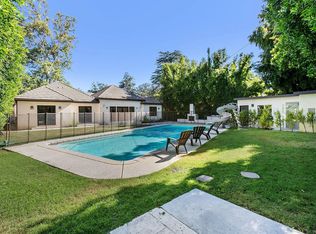 13201 Bloomfield St, Sherman Oaks, CA 91423
