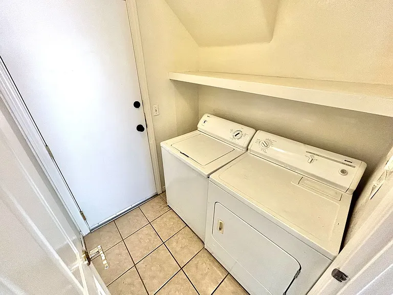 2514 Quail Canyon Ave — Photo 17