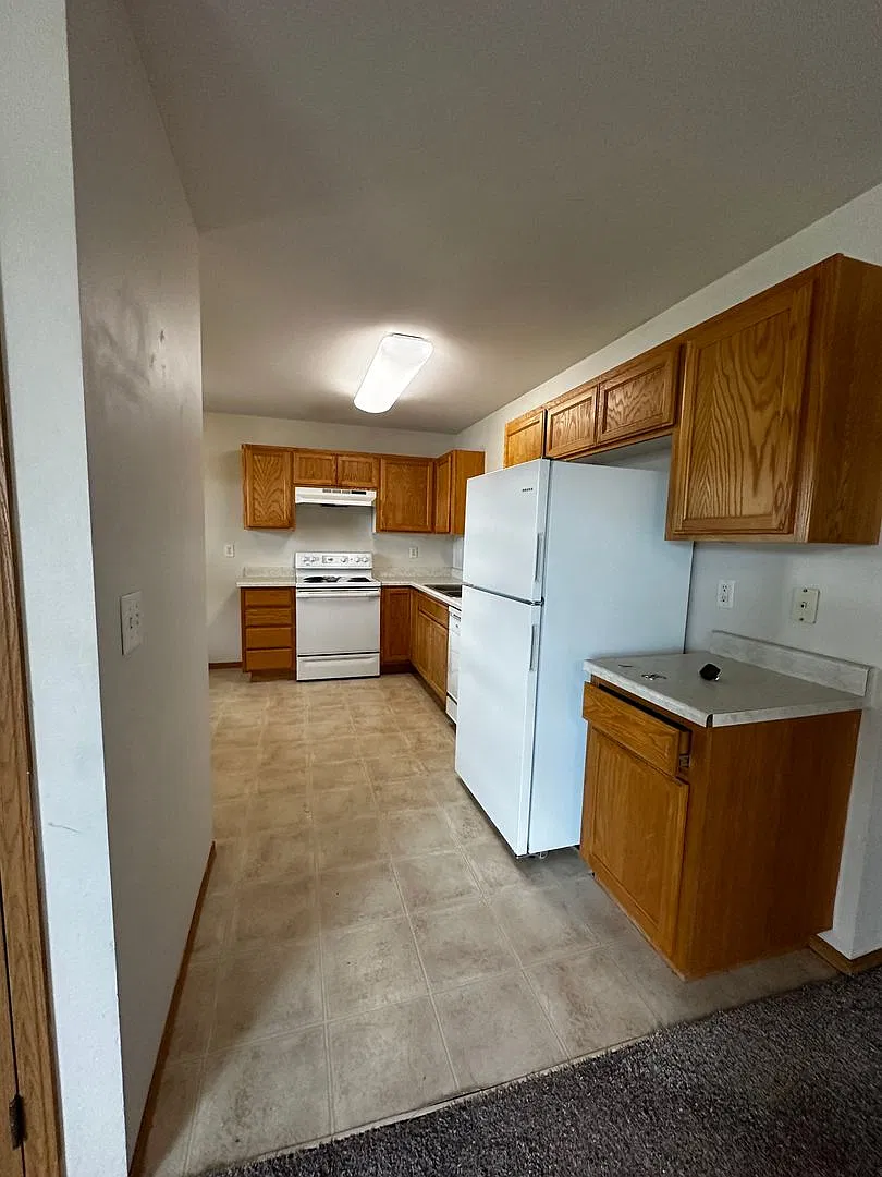 803 Mantle Drive — Photo 3
