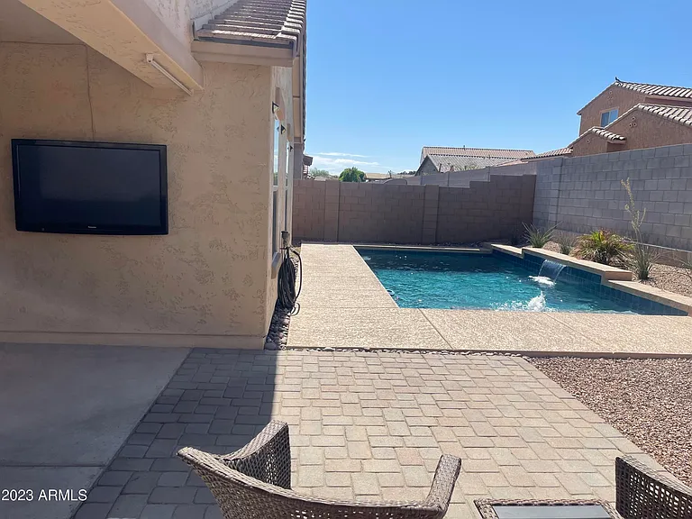 4038 S 183rd Dr — Photo 12