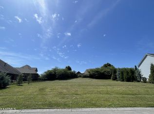 1532 Inverness Dr, Maryville, TN 37801