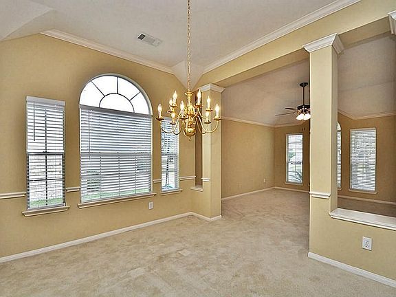 5th image of 918 Evandale Ln