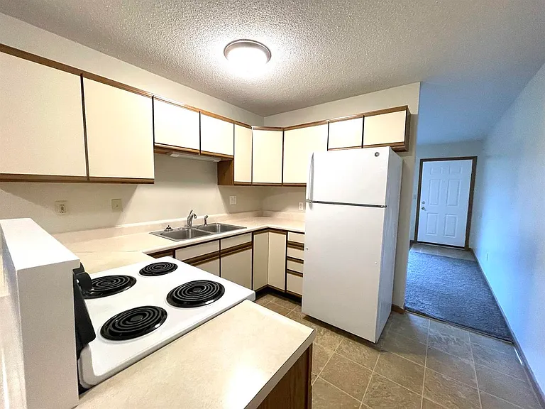 1305 W Copeland St #A — Photo 5