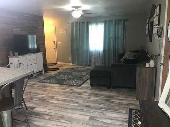 5th image of 205 Teal Dr