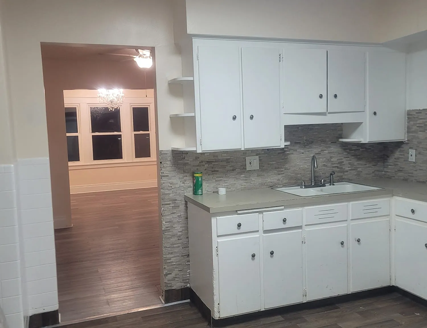 2 bed, 1000 sqft, $1,150 — Photo 1