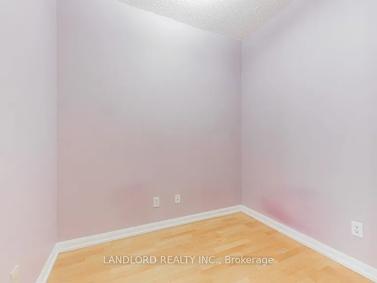 111 Elizabeth St #1620 — Photo 15