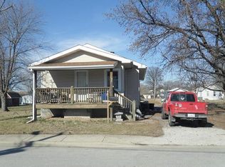 121 W Maple St, Hartford, IL 62048