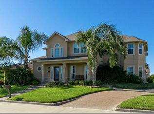 5 Virginia Hills Dr, Corpus Christi, TX 78414
