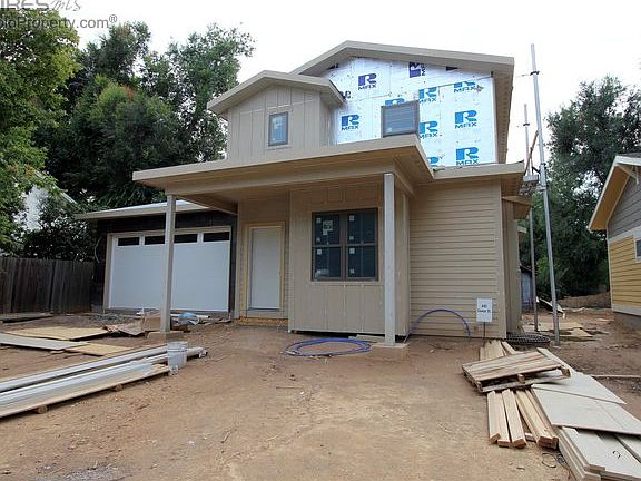 643 Cowan Street