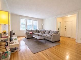 10 Alton Pl #1, Brookline, MA 02446