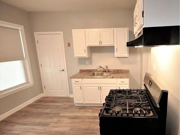 3rd image of 57 Cushing Ave #3