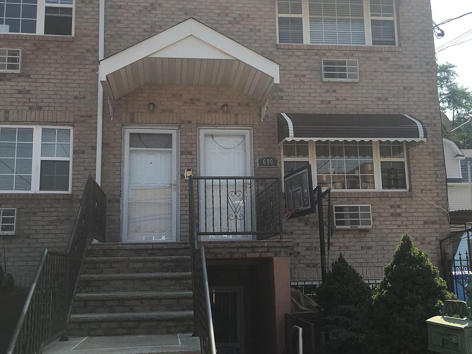 1st image of 690 Brush Ave