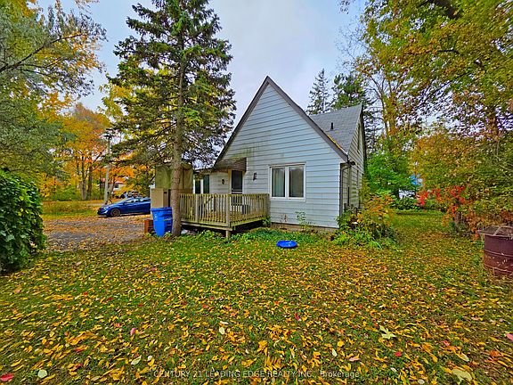 3rd image of 31260 Lake Ridge Rd