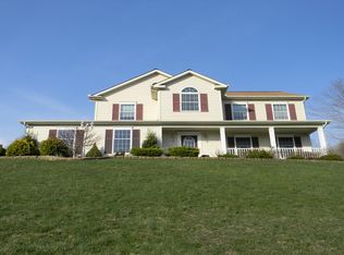 876 S Eighty Eight Rd, Carmichaels, PA 15320