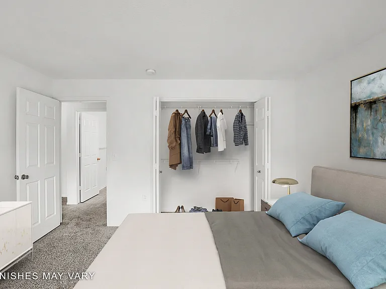 LakePointe Apartments — Photo 49