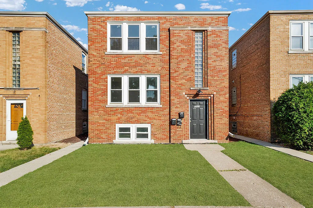2 bed, $1,750 — Photo 1