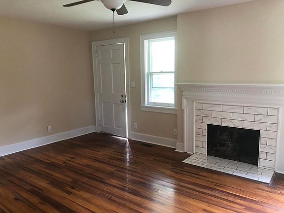 2nd image of 450 McNabb Ave