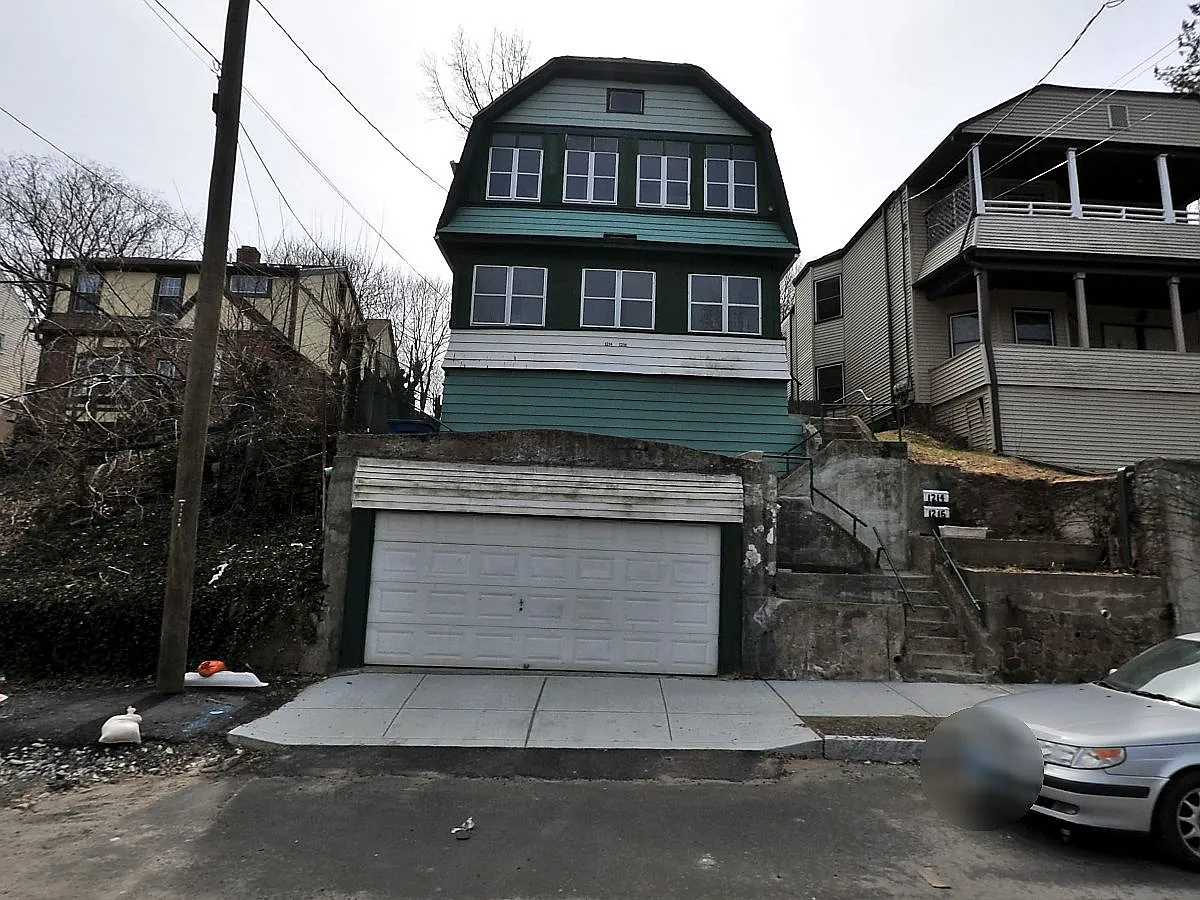 3 bed, 1250 sqft, $2,500 — Photo 4