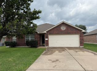 3004 Hanstrom Ct, Hutto, TX 78634