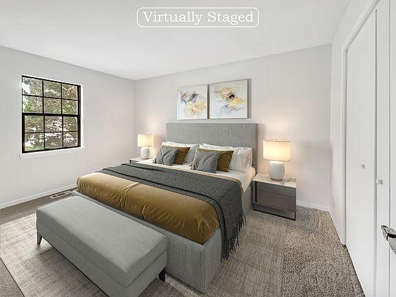4th image of 12122 Stacie Cir